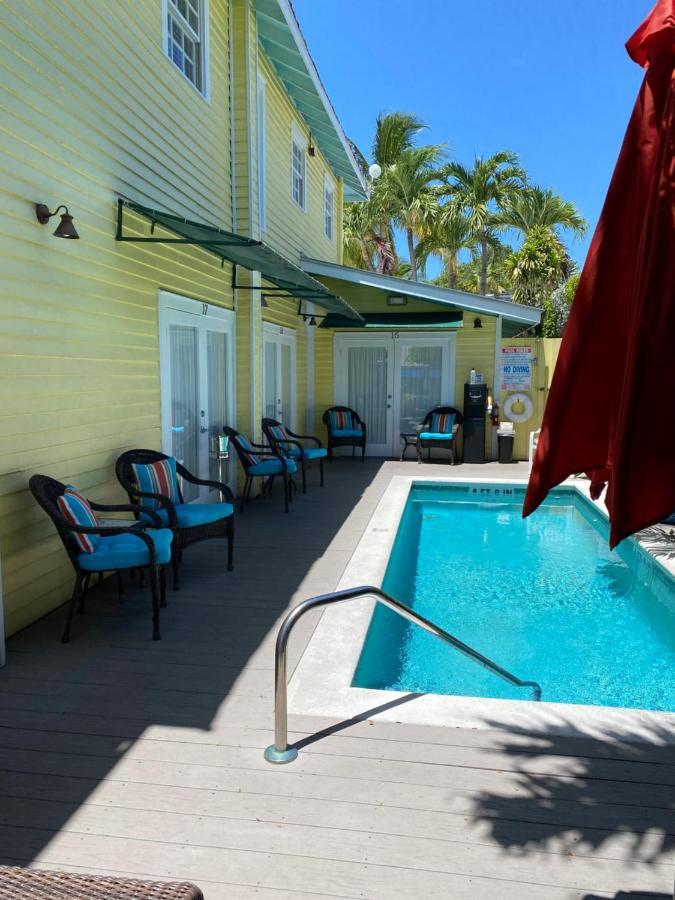 Duval Gardens Bed & Breakfast Key West Bagian luar foto