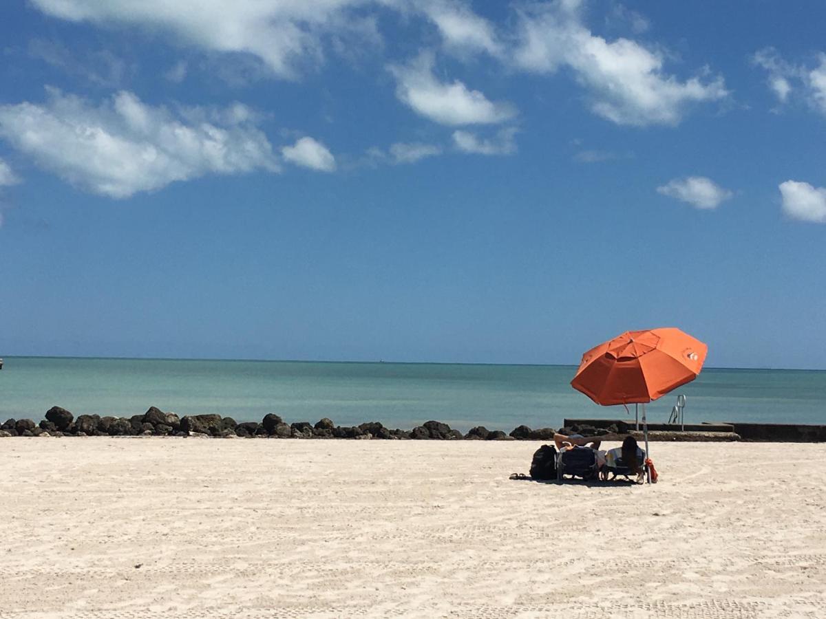 Duval Gardens Bed & Breakfast Key West Bagian luar foto