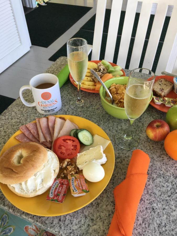 Duval Gardens Bed & Breakfast Key West Bagian luar foto